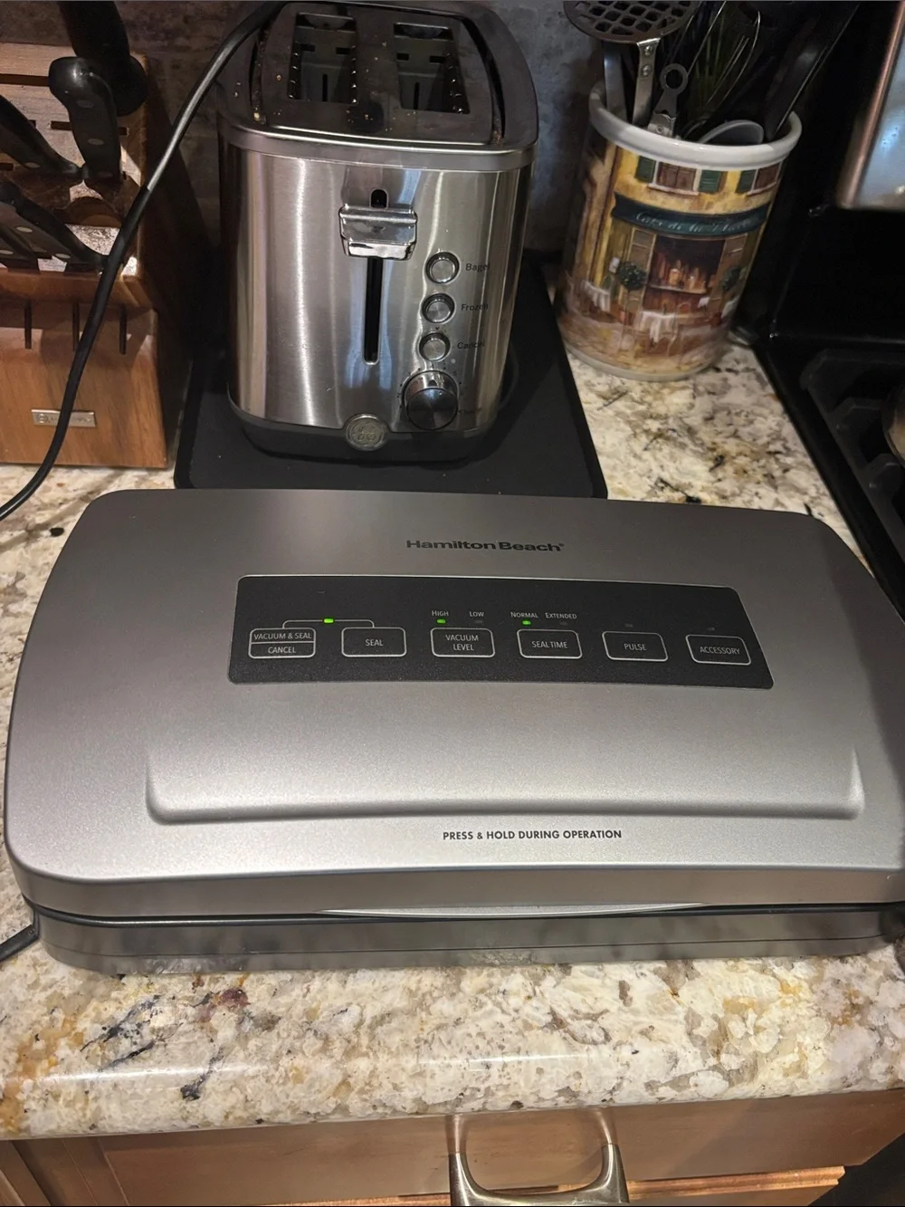 Hamilton Beach NutriFresh Vacuum Sealer- Model: 78220